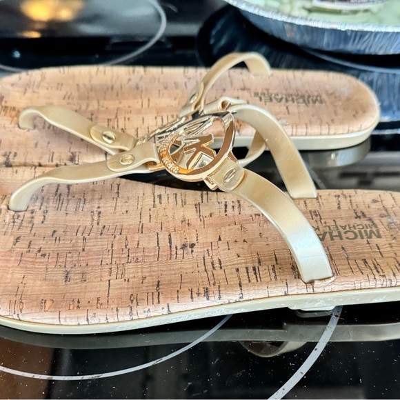 Michael Kors jelly flip flops - Picture 2 of 3